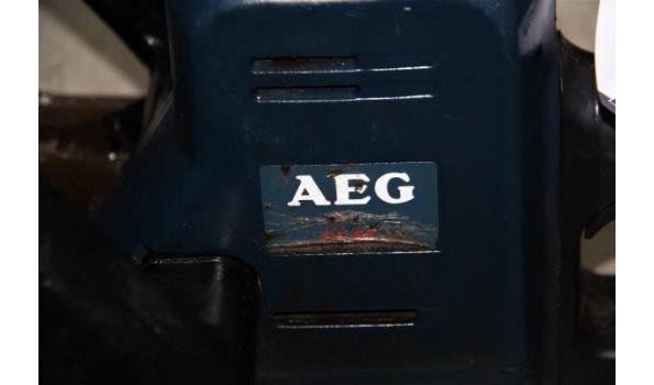 elektrische heggenschaar AEG, type HS 50 (004-255), werking niet gekend